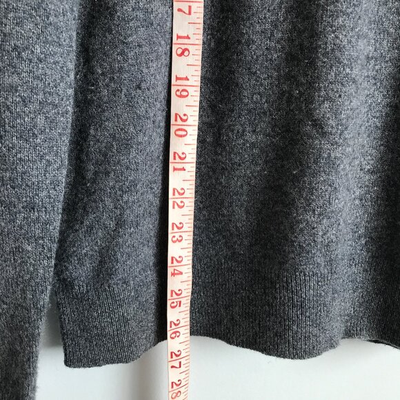 THE MENS STORE CASHMERE SWEATER GRAY V NECK LONG SLEEVE PULLOVER MEDIUM - Picture 5 of 9